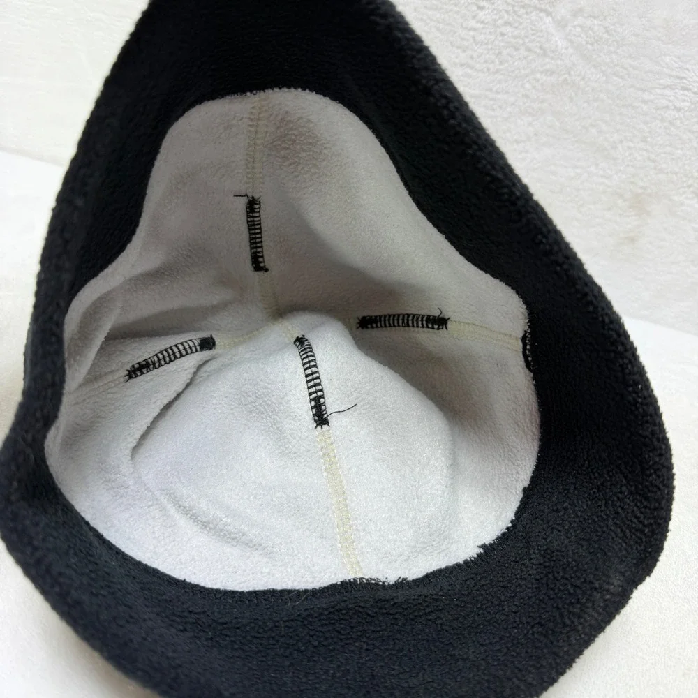 Nike Fleece Beanie Black Skull Cap Athletic Winter Hat Embroidered Swoosh Logo